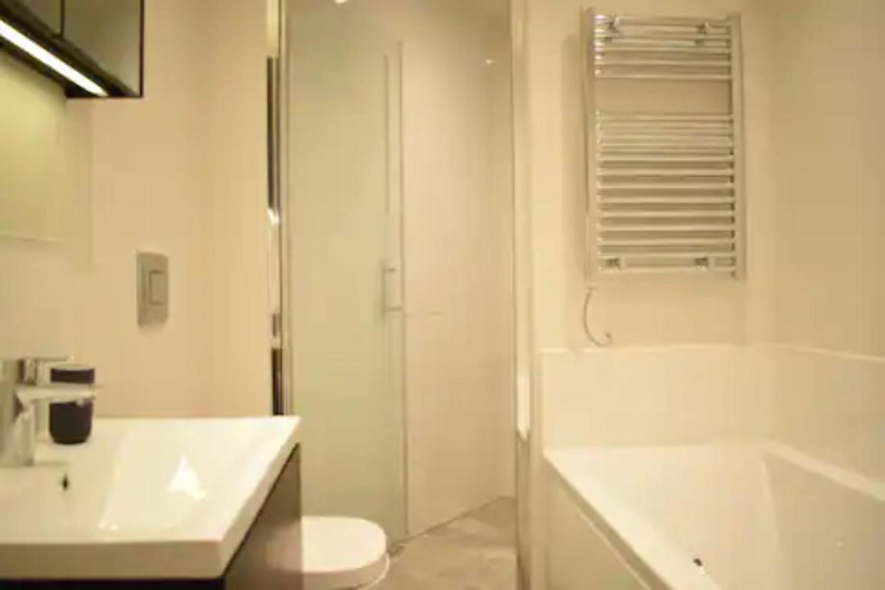 Spacious And Modern Apartment In Pimlico London Eksteriør bilde