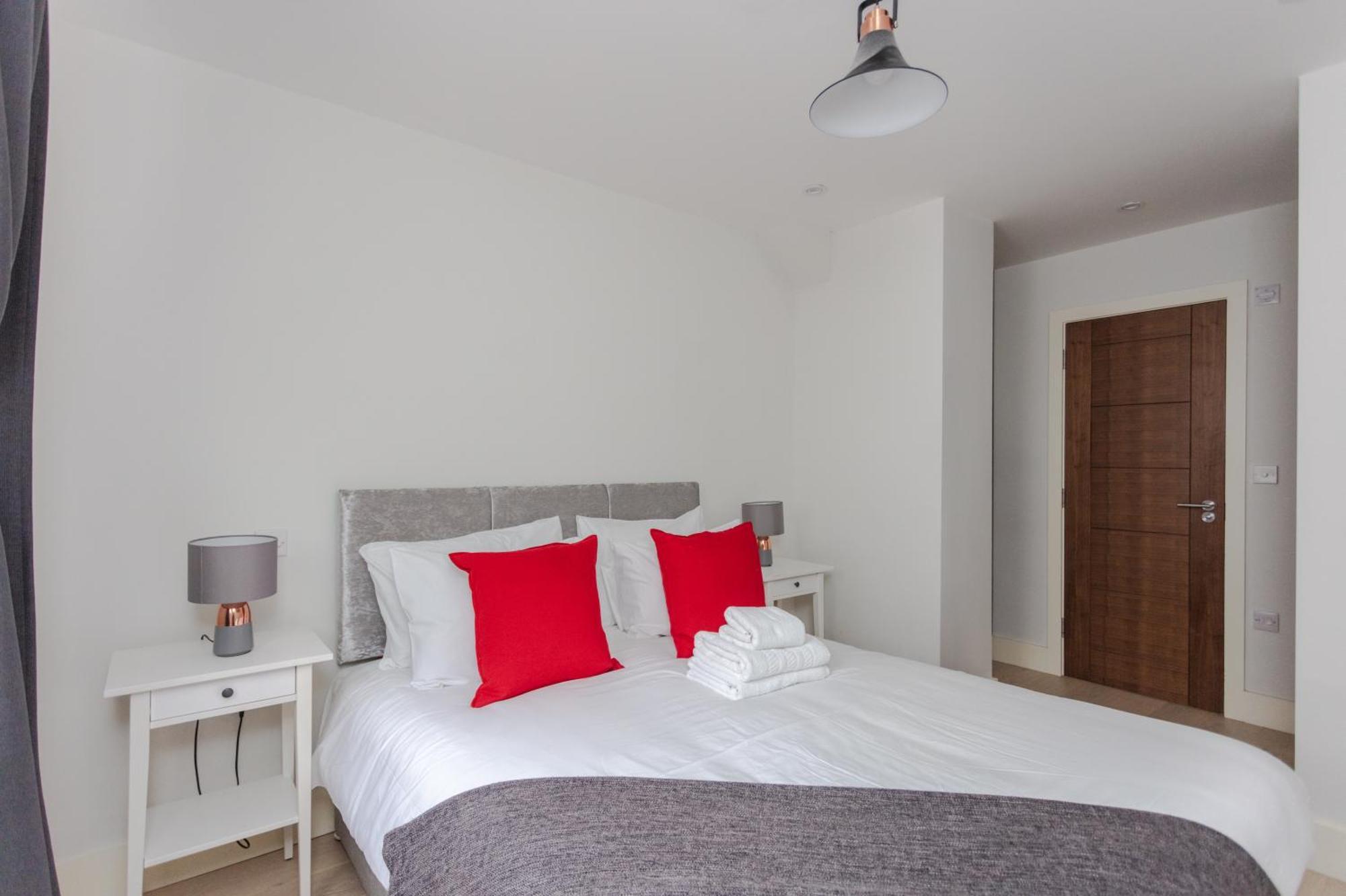 Spacious And Modern Apartment In Pimlico London Eksteriør bilde