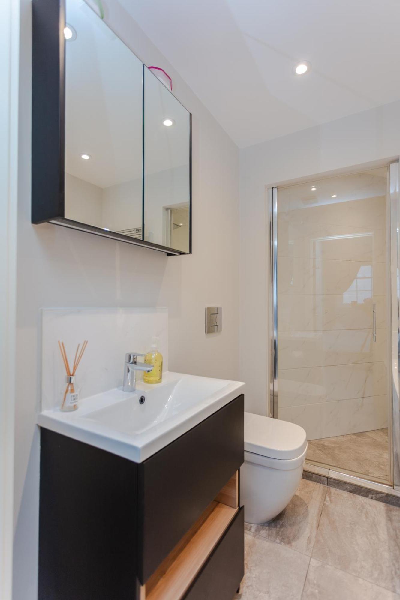 Spacious And Modern Apartment In Pimlico London Eksteriør bilde