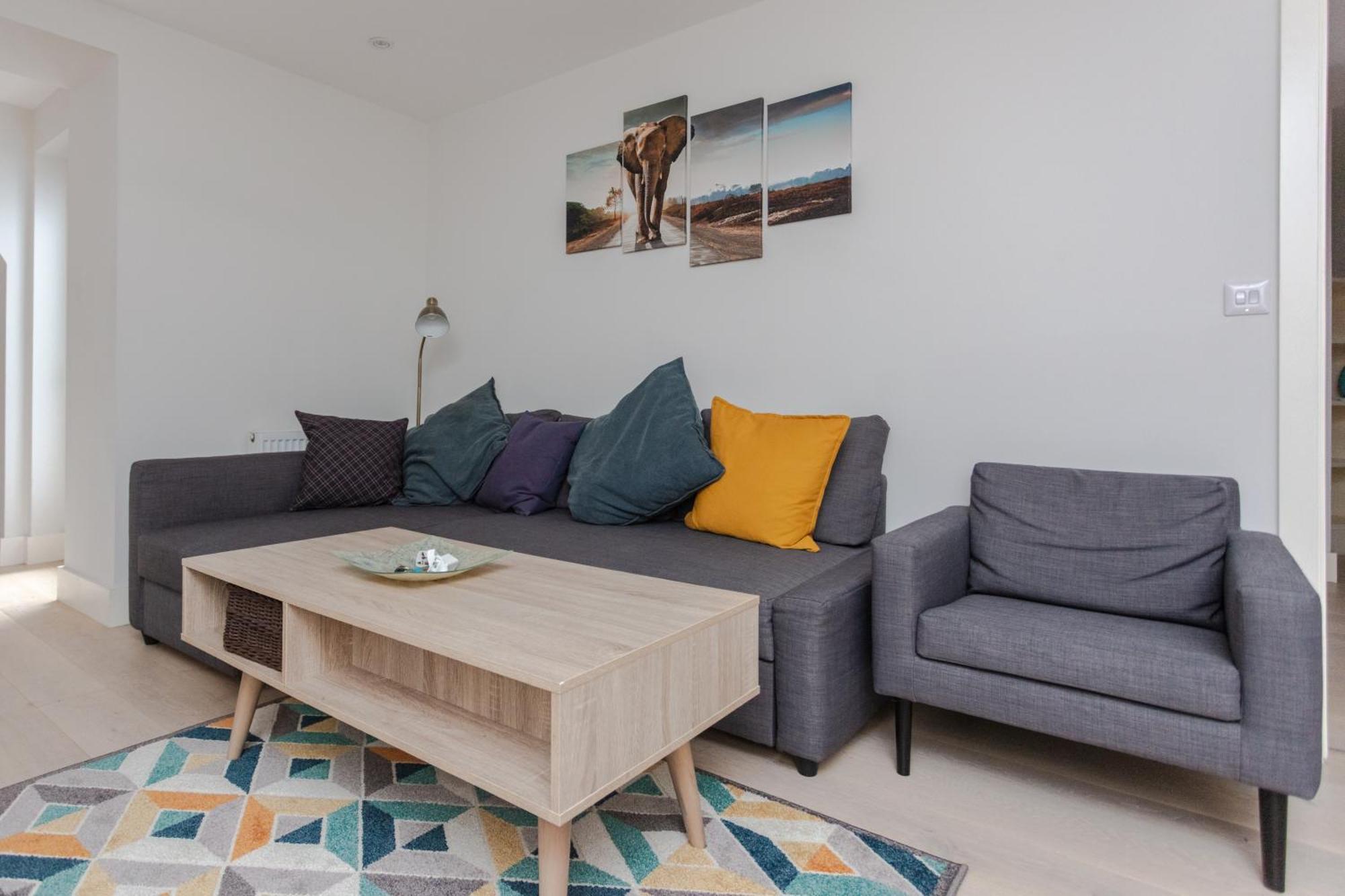 Spacious And Modern Apartment In Pimlico London Eksteriør bilde